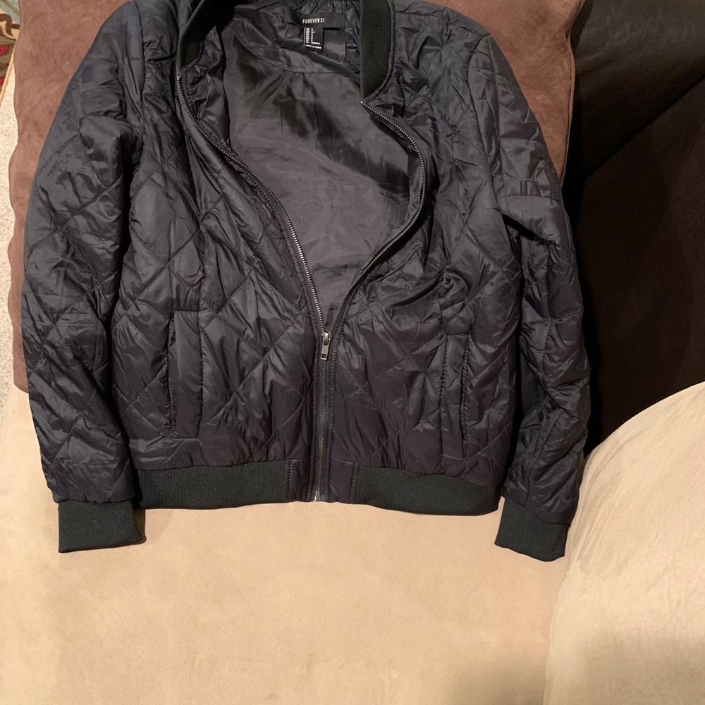 Black jacket - Picture 3 of 4